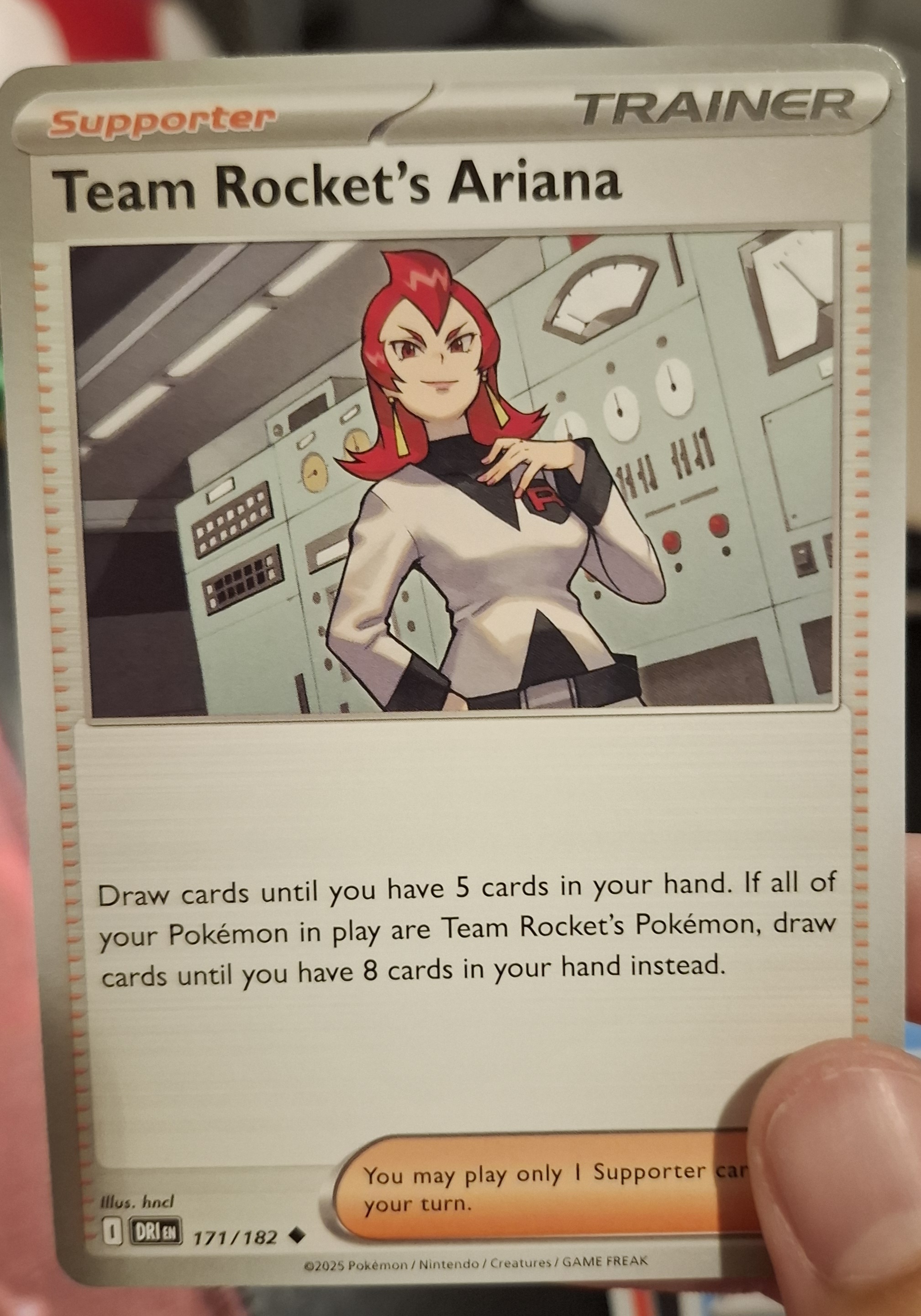 Atenea del Team Rocket